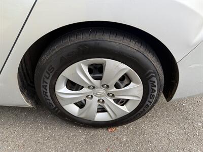 2016 Hyundai Elantra SE   - Photo 29 - Poulsbo, WA 98370