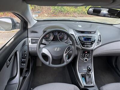 2016 Hyundai Elantra SE   - Photo 11 - Poulsbo, WA 98370