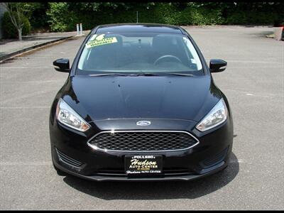 2016 Ford Focus SE   - Photo 2 - Poulsbo, WA 98370