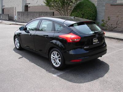 2016 Ford Focus SE   - Photo 9 - Poulsbo, WA 98370