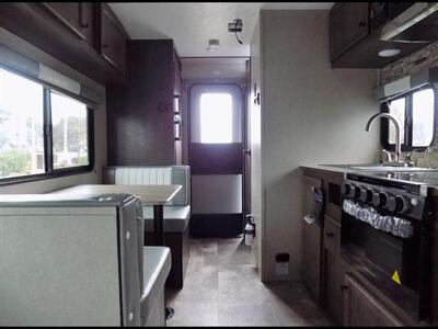 2023 Sunset Park Sunlite 18RD   - Photo 7 - Poulsbo, WA 98370