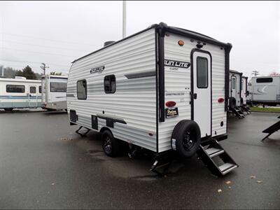 2023 Sunset Park Sunlite 18RD   - Photo 5 - Poulsbo, WA 98370