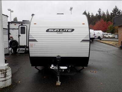 2023 Sunset Park Sunlite 18RD   - Photo 2 - Poulsbo, WA 98370