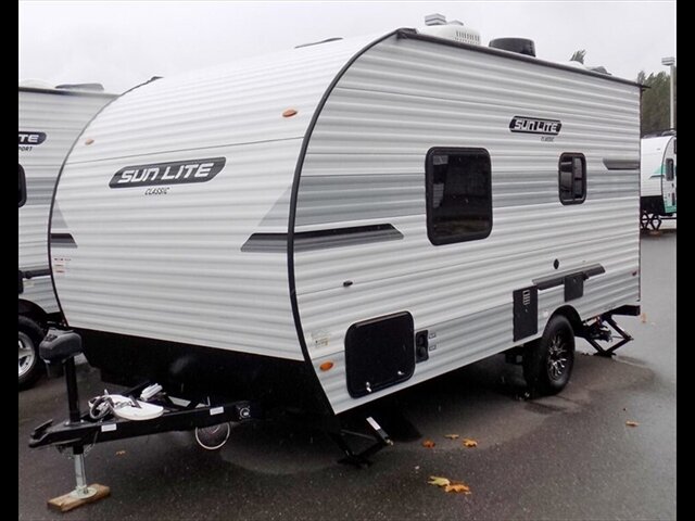 2023 Sunset Park Sunlite 18RD - Photo 1 - Poulsbo, WA 98370