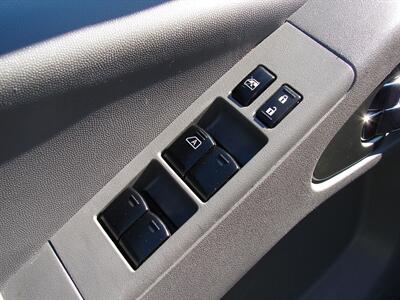2019 Nissan Frontier SV  Crew Cab Long Bed - Photo 12 - Poulsbo, WA 98370