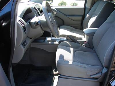2019 Nissan Frontier SV  Crew Cab Long Bed - Photo 10 - Poulsbo, WA 98370