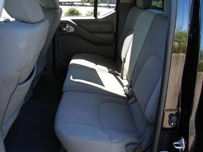 2019 Nissan Frontier SV  Crew Cab Long Bed - Photo 21 - Poulsbo, WA 98370