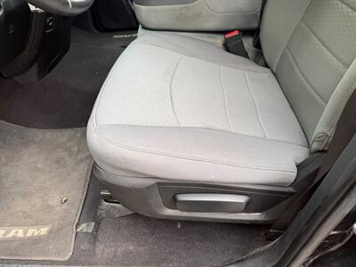 2015 RAM 1500 Express   - Photo 12 - Poulsbo, WA 98370