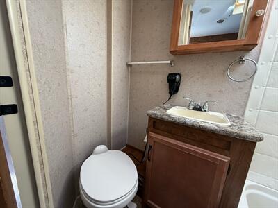 2014 Creekside 20FQ   - Photo 9 - Poulsbo, WA 98370