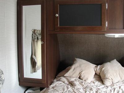 2016 Keystone Bullet Ultralite  248RKS - Photo 25 - Poulsbo, WA 98370