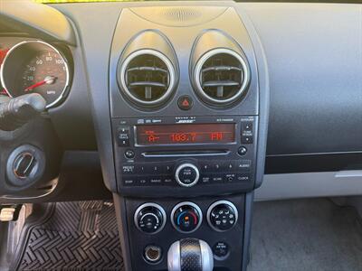 2010 Nissan Rogue SL   - Photo 16 - Poulsbo, WA 98370