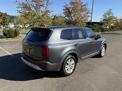 2022 Kia Telluride LX   - Photo 5 - Poulsbo, WA 98370