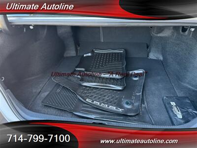 2019 Toyota Camry SE   - Photo 38 - Westminster, CA 92683