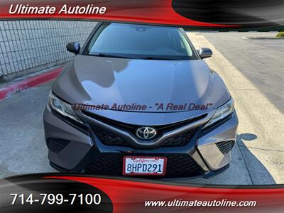 2019 Toyota Camry SE   - Photo 2 - Westminster, CA 92683
