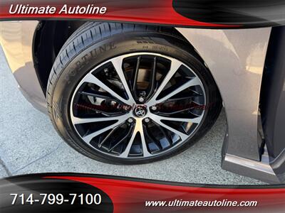 2019 Toyota Camry SE   - Photo 40 - Westminster, CA 92683