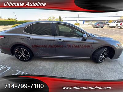 2019 Toyota Camry SE   - Photo 14 - Westminster, CA 92683