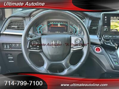 2018 Honda Odyssey EX-L w/Navi w/RES   - Photo 16 - Westminster, CA 92683