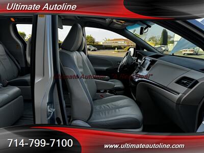 2011 Toyota Sienna Limited 7-Passenger   - Photo 40 - Westminster, CA 92683