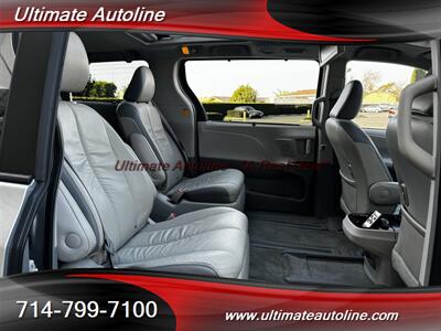 2011 Toyota Sienna Limited 7-Passenger   - Photo 46 - Westminster, CA 92683