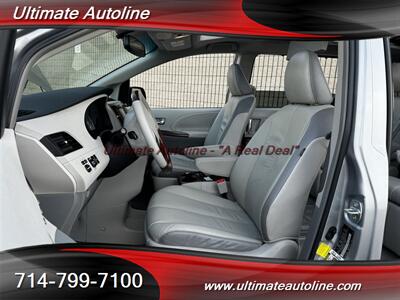 2011 Toyota Sienna Limited 7-Passenger   - Photo 29 - Westminster, CA 92683