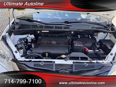 2014 Toyota Sienna LE 7-Passenger Auto   - Photo 42 - Westminster, CA 92683