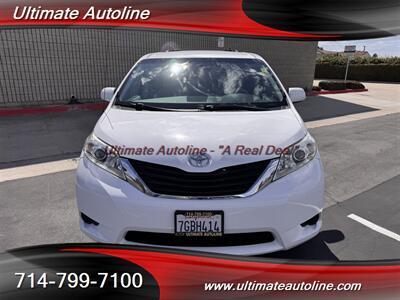 2014 Toyota Sienna LE 7-Passenger Auto   - Photo 2 - Westminster, CA 92683