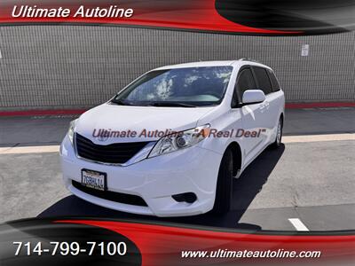 2014 Toyota Sienna LE 7-Passenger Auto   - Photo 3 - Westminster, CA 92683