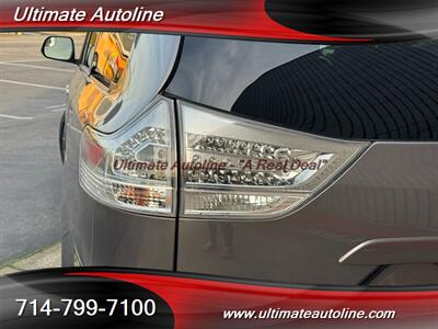 2017 Toyota Sienna SE Premium 8-Passeng   - Photo 12 - Westminster, CA 92683