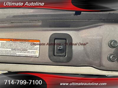 2017 Toyota Sienna SE Premium 8-Passeng   - Photo 42 - Westminster, CA 92683