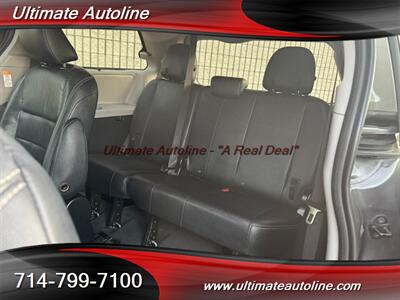 2017 Toyota Sienna SE Premium 8-Passeng   - Photo 27 - Westminster, CA 92683
