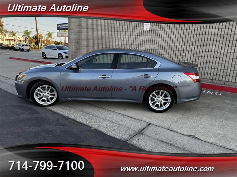 2010 Nissan Maxima 3.5 SV   - Photo 13 - Westminster, CA 92683