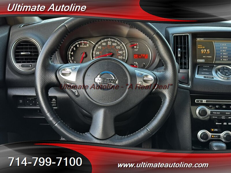 2010 Nissan Maxima 3.5 SV   - Photo 16 - Westminster, CA 92683