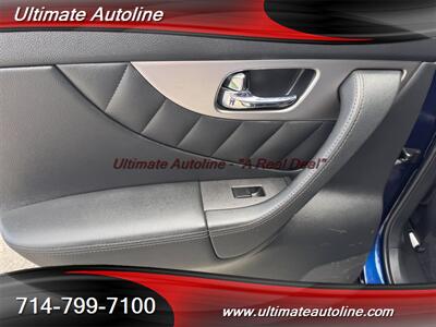 2016 INFINITI QX70   - Photo 31 - Westminster, CA 92683