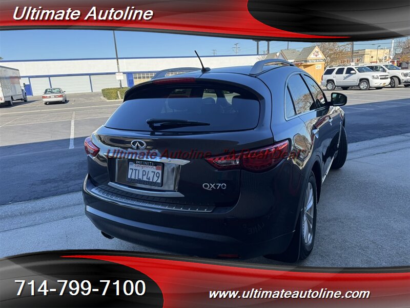 2015 INFINITI QX70 - Photo 4 - Westminster, CA 92683
