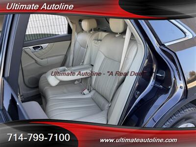 2015 INFINITI QX70   - Photo 28 - Westminster, CA 92683