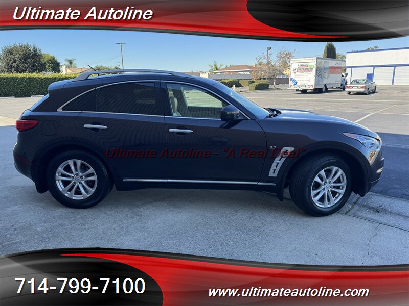 2015 INFINITI QX70 - Photo 14 - Westminster, CA 92683