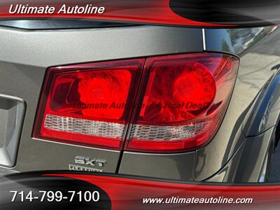 2013 Dodge Journey SXT   - Photo 10 - Westminster, CA 92683