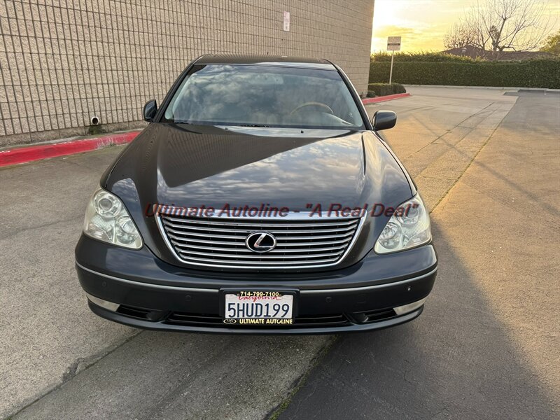 2004 Lexus LS 430  