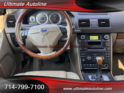 2010 Volvo XC90 V8   - Photo 15 - Westminster, CA 92683