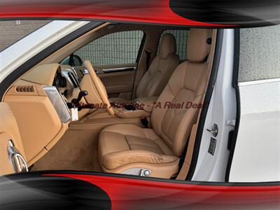2014 Porsche Cayenne   - Photo 23 - Westminster, CA 92683