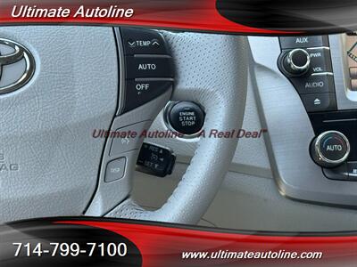 2011 Toyota Avalon Limited   - Photo 19 - Westminster, CA 92683