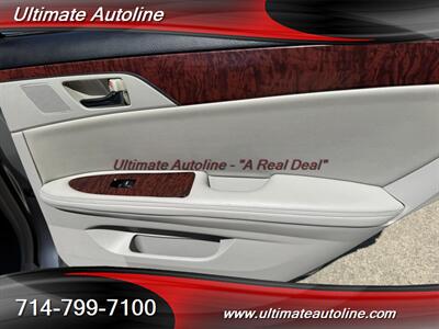 2011 Toyota Avalon Limited   - Photo 38 - Westminster, CA 92683