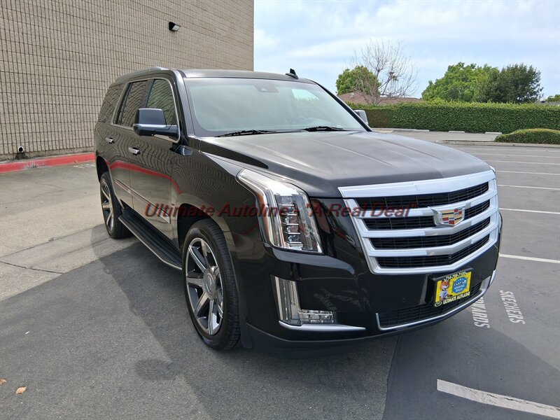 2016 Cadillac Escalade Luxury Collection  