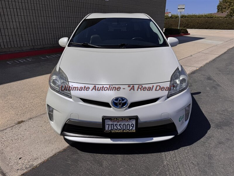 2014 Toyota Prius Plug-in Hybrid Advanced  