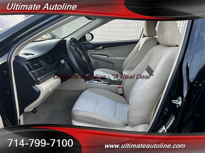 2012 Toyota Camry Hybrid XLE   - Photo 18 - Westminster, CA 92683