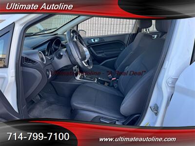 2016 Ford Fiesta SE   - Photo 25 - Westminster, CA 92683