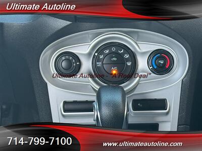 2016 Ford Fiesta SE   - Photo 21 - Westminster, CA 92683