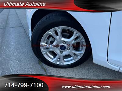 2016 Ford Fiesta SE   - Photo 41 - Westminster, CA 92683