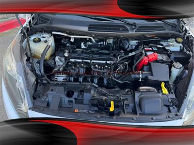 2016 Ford Fiesta SE   - Photo 43 - Westminster, CA 92683