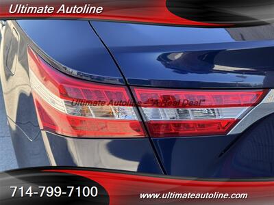 2013 Toyota Avalon Hybrid XLE Touring   - Photo 12 - Westminster, CA 92683